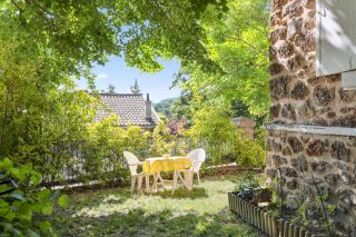 luxury house 9 Rooms for sale on SEVRES (92310)