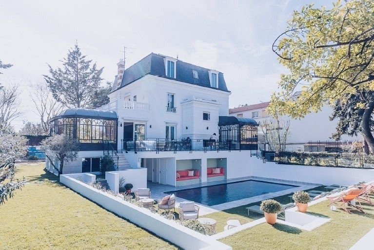 luxury house 12 Rooms for sale on LA VARENNE ST HILAIRE (94210)