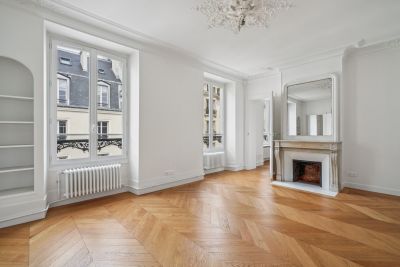 Sale Luxury apartment Paris 3 3 Rooms 81 m²