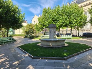 luxury apartment 1 room for sale on PUTEAUX (92800)