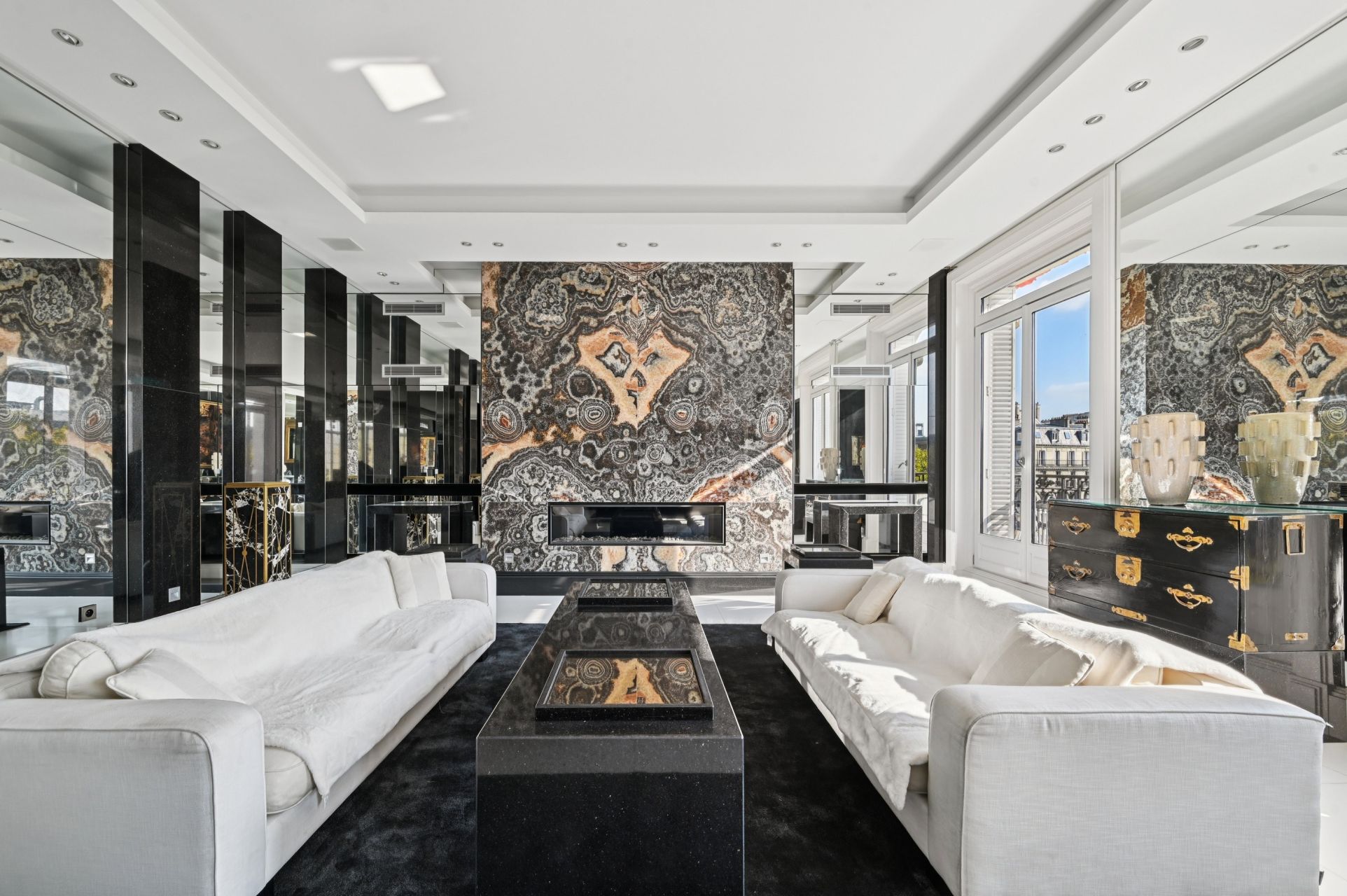 luxury apartment 6 Rooms for sale on PARIS (75016)