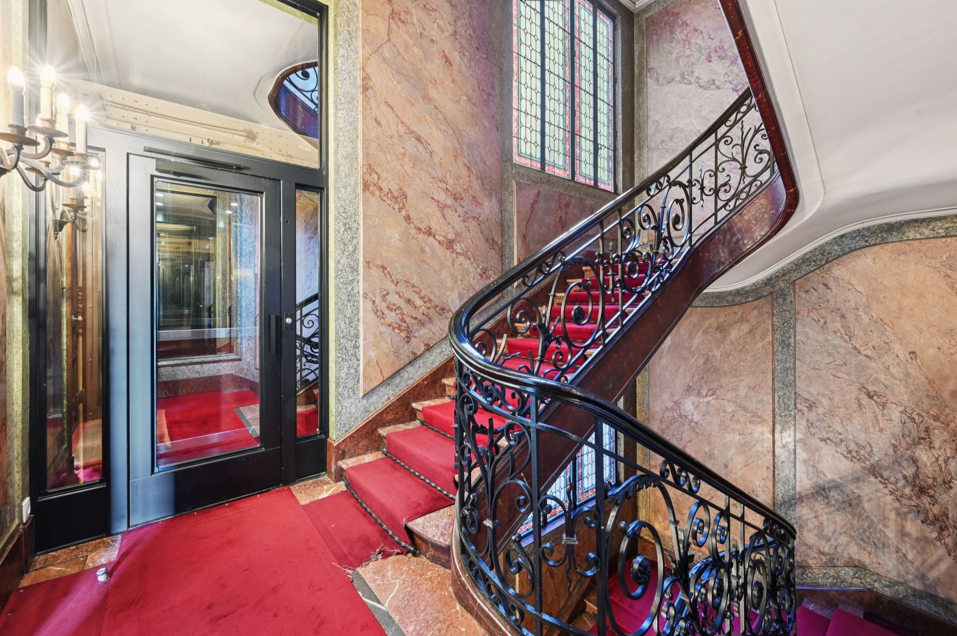 luxury apartment 6 Rooms for sale on PARIS (75016)