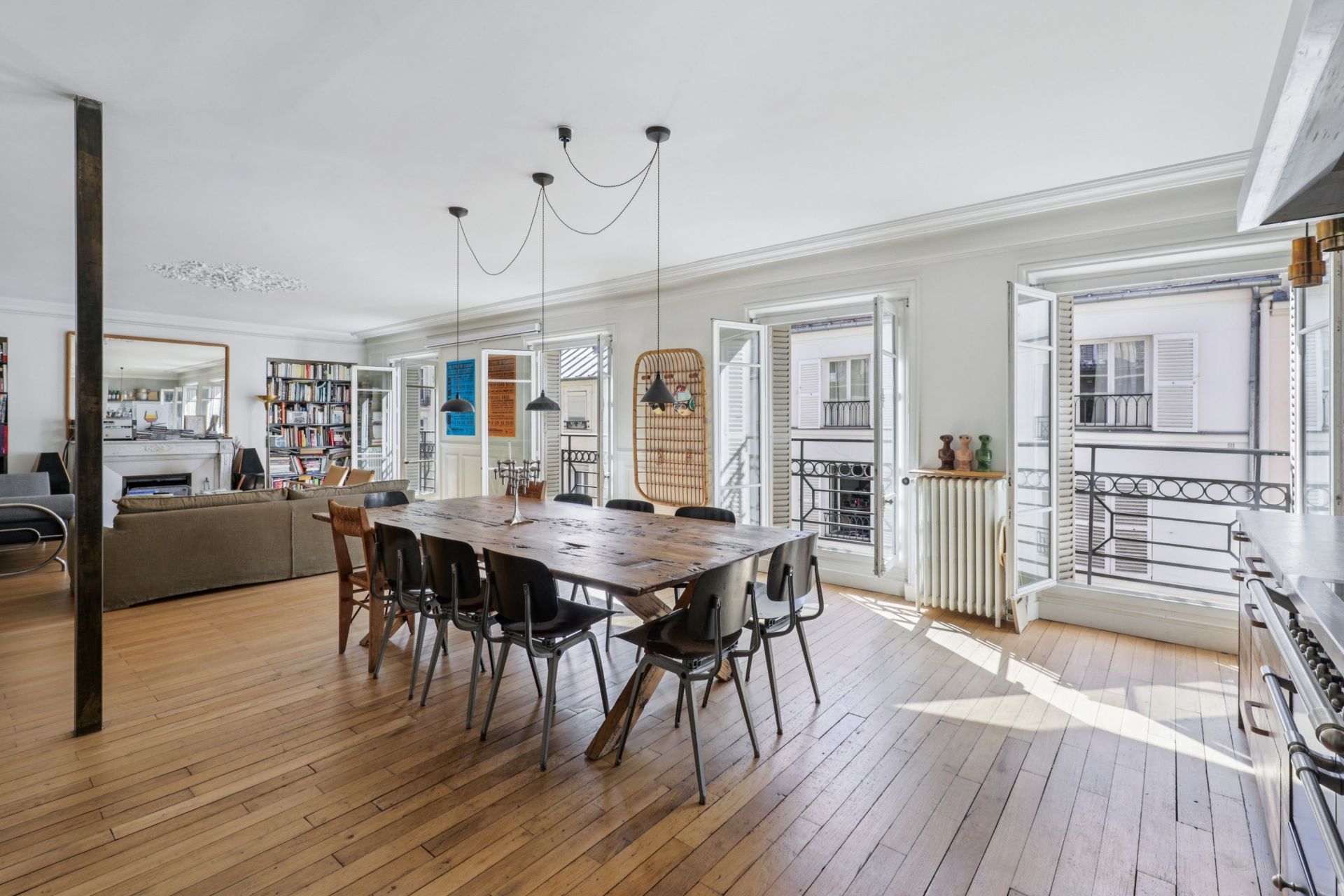 luxury apartment 5 Rooms for sale on PARIS (75010)