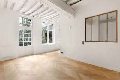 Sale Luxury apartment Paris 4 2&nbsp;Rooms 41.98&nbsp;m²